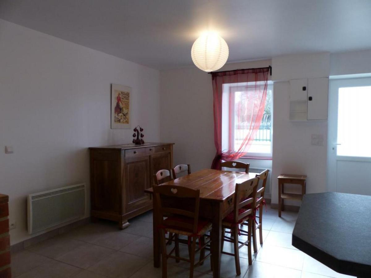Maison Renovee Avec Cour Privee, Proche De Gannat, 3 Chambres, Animaux Acceptes, Equipements Modernes. - Fr-1-489-37 Poezat Eksteriør bilde