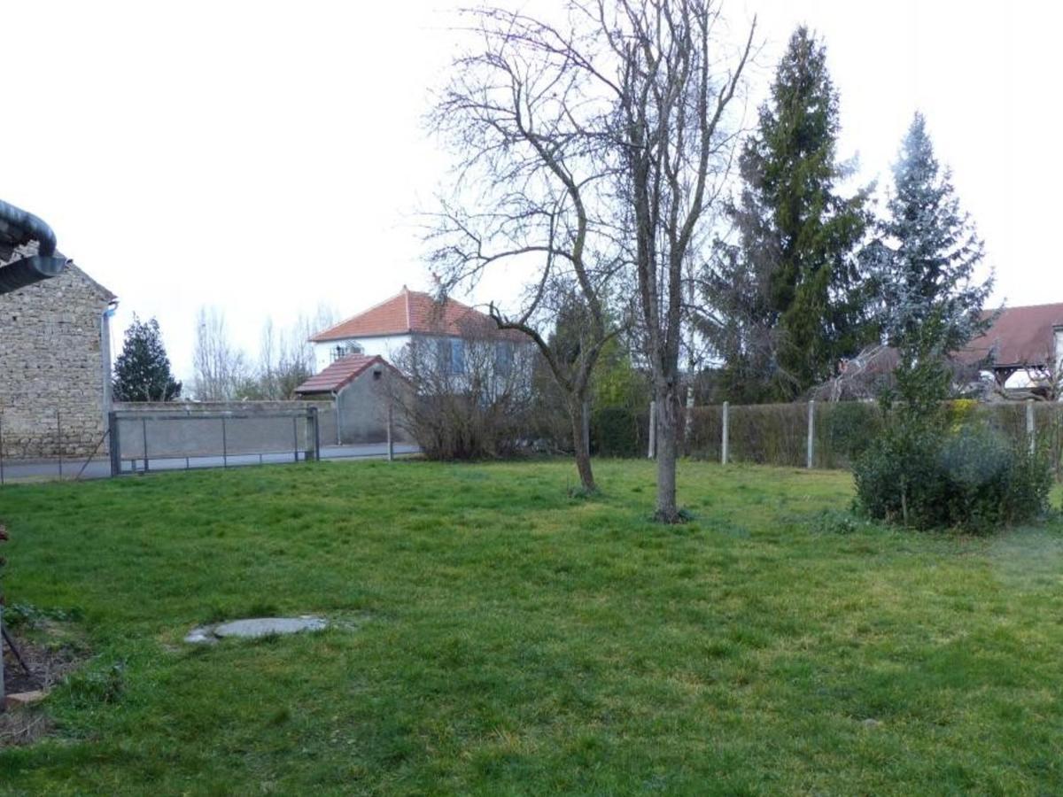 Maison Renovee Avec Cour Privee, Proche De Gannat, 3 Chambres, Animaux Acceptes, Equipements Modernes. - Fr-1-489-37 Poezat Eksteriør bilde